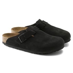 Birkenstock Clogs in Black Suede